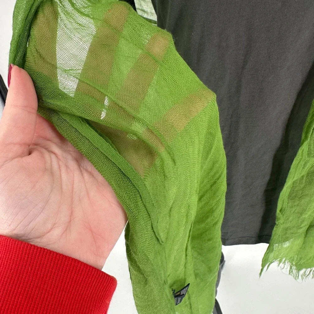 John Ashfield Green 100% Virgin Wool Scarf Lightweight Fringed Kelly Green Gaizy
